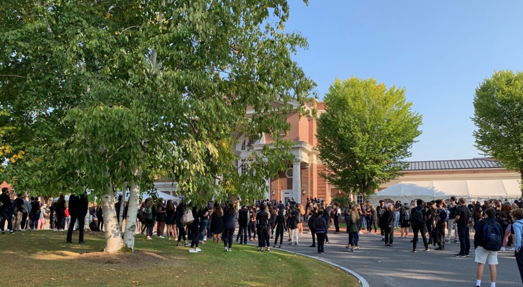 BLM movement at Hotchkiss The students organized a walkout after Breonna Taylor's murderers got no punishment.